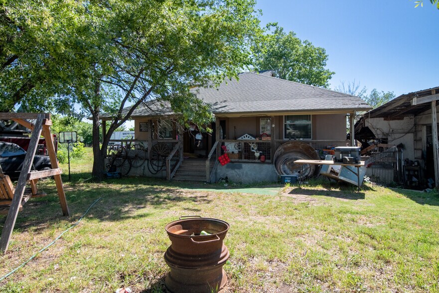 More Photos Of 7913 Highway 183 S, Austin Manufacturing For Sale
