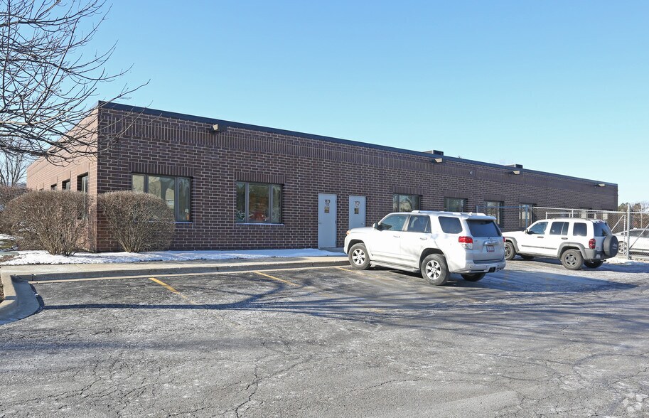 More Photos Of 1879-1887 High Grove Ln, Naperville Medical For Lease