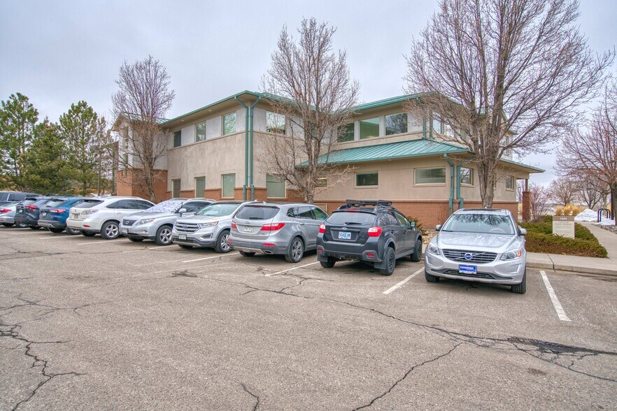 More Photos Of 1044 S 88th St, Louisville Office For Sale