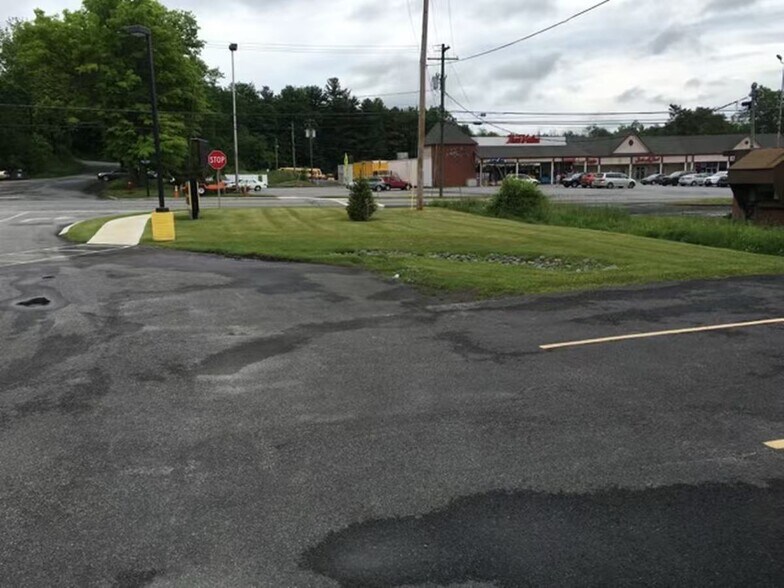 More Photos Of 2419 State Route 52, Pine Bush Freestanding For Sale