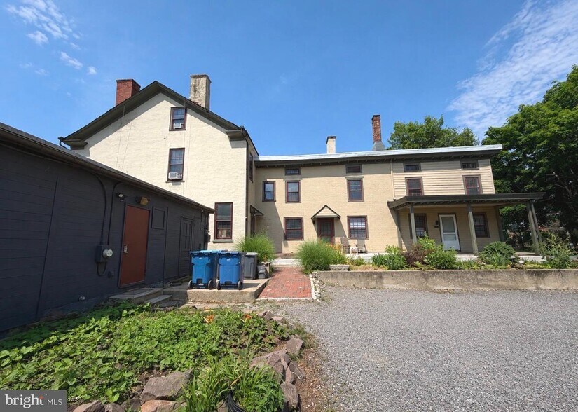 More Photos Of 12-20 W Bridge St, New Hope Storefront For Sale