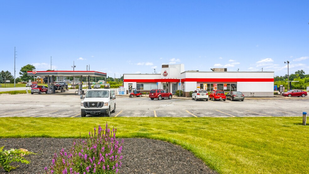 More Photos Of 795 Michigan Rd, Plymouth Service Station For Sale