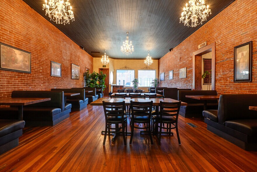 More Photos Of 312 S Hudson St, Buckner Restaurant For Lease