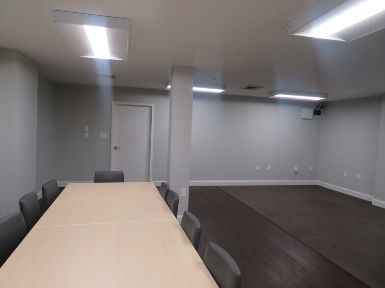 More Photos Of 12051-12083 Tech Rd, Silver Spring Light Manufacturing For Lease