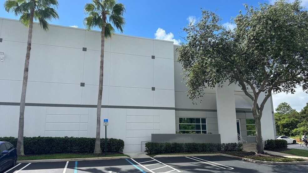 More Photos Of 2035 High Ridge Rd, Boynton Beach Unknown For Lease