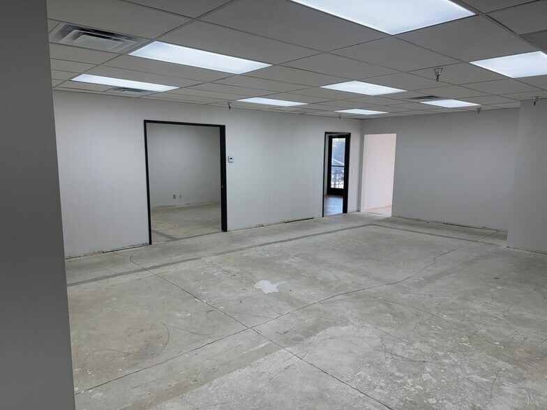 More Photos Of 730 S Pacific Coast Hwy, Redondo Beach Office For Lease