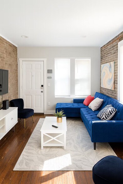 More Photos Of 370-372 Forest St, Columbus Apartments For Sale