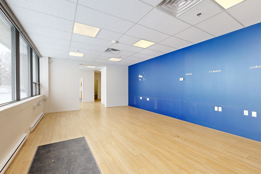 Primary Photo Of 509-549 Av Lépine, Dorval Warehouse For Lease