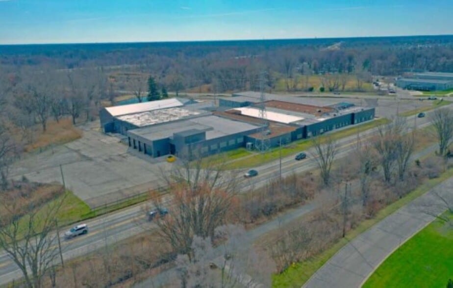 More Photos Of 61166 Van Dyke Rd, Washington Manufacturing For Sale