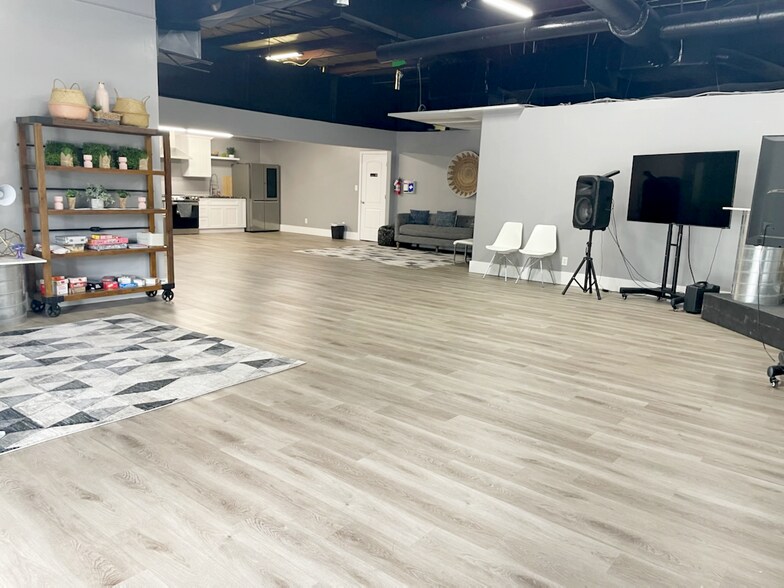 More Photos Of 1775 S East Bay Blvd, Provo Warehouse For Lease