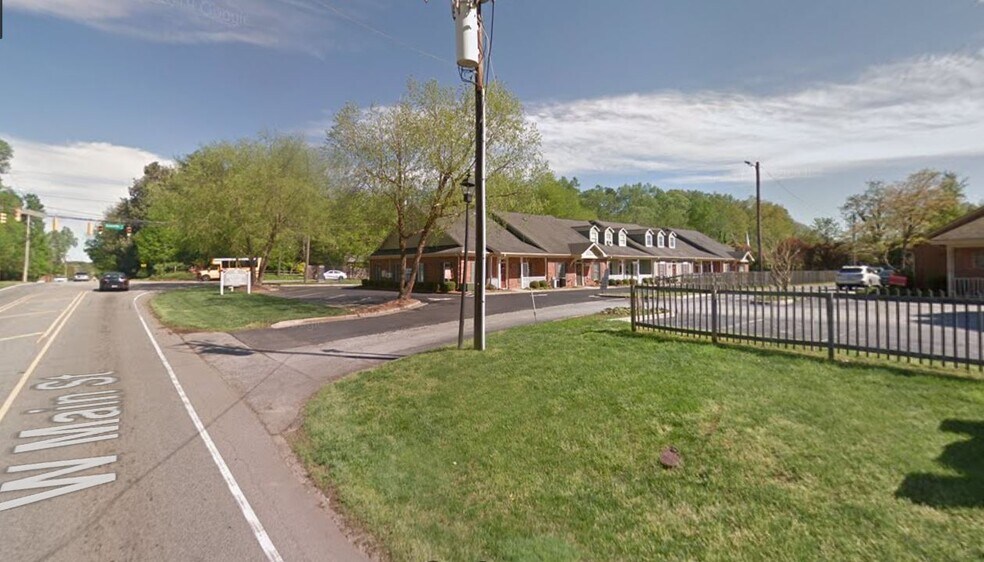 More Photos Of 701 W Main St, Jamestown Office For Lease