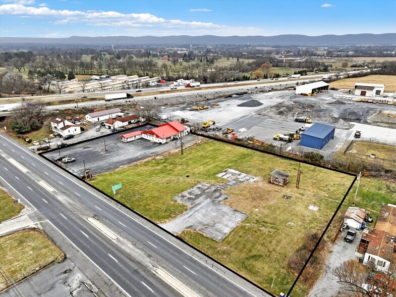 More Photos Of 1832 W Trindle Rd, Carlisle Auto Dealership For Sale
