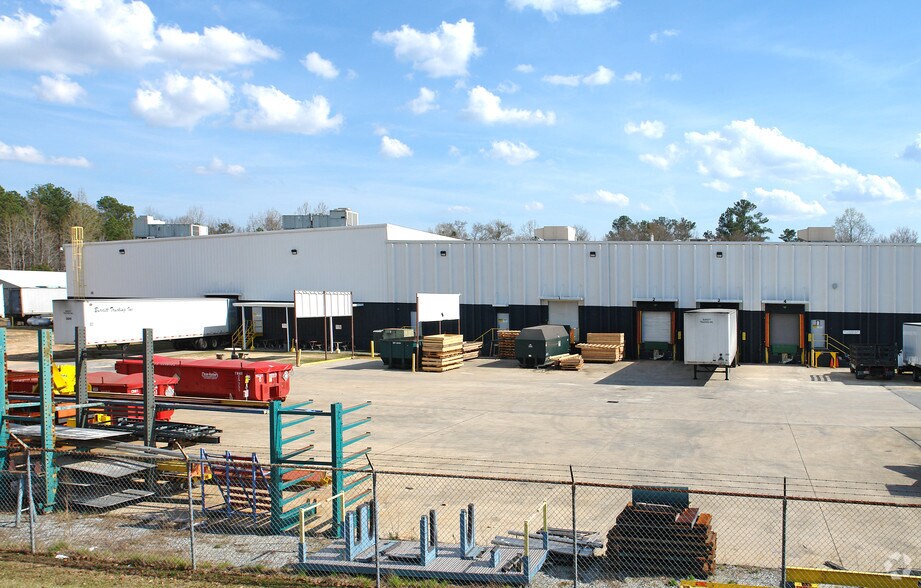 More Photos Of 4800 Cargo Dr, Columbus Warehouse For Sale