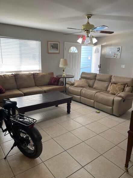 More Photos Of 1796 W Ray Ln, Apache Junction Assisted Living For Sale