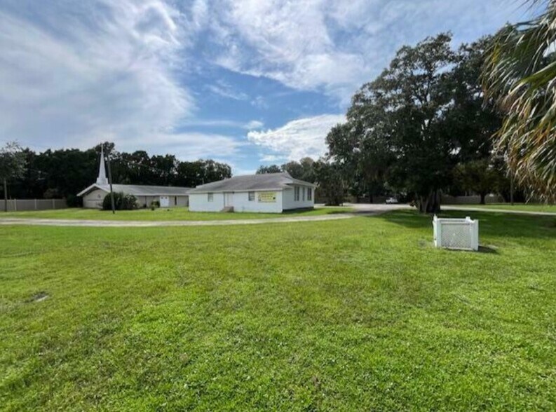 More Photos Of 900 Starkey Rd, Largo Land For Sale