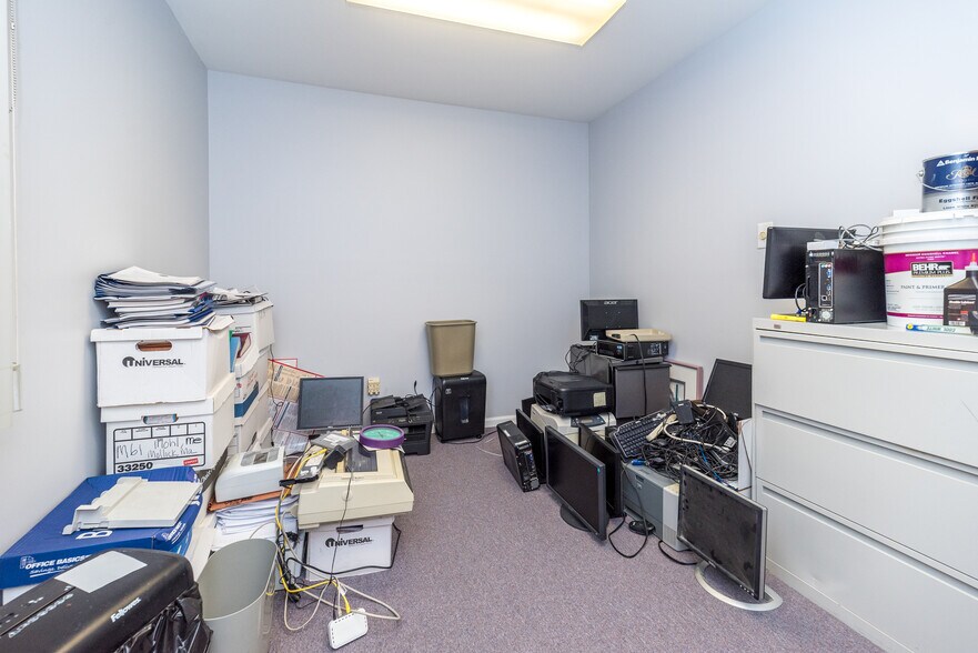 More Photos Of 301 S Main St, Doylestown Medical For Sale