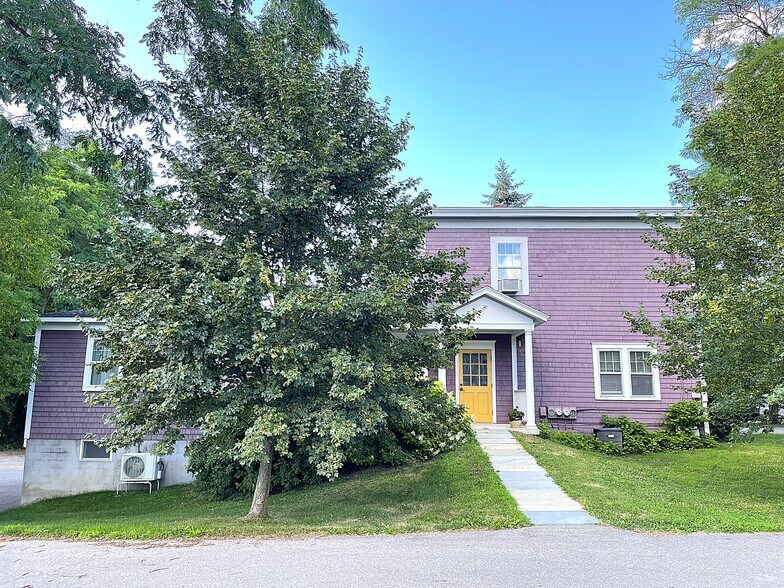 More Photos Of 205 Brooklea Dr, Fayetteville Office Residential For Sale