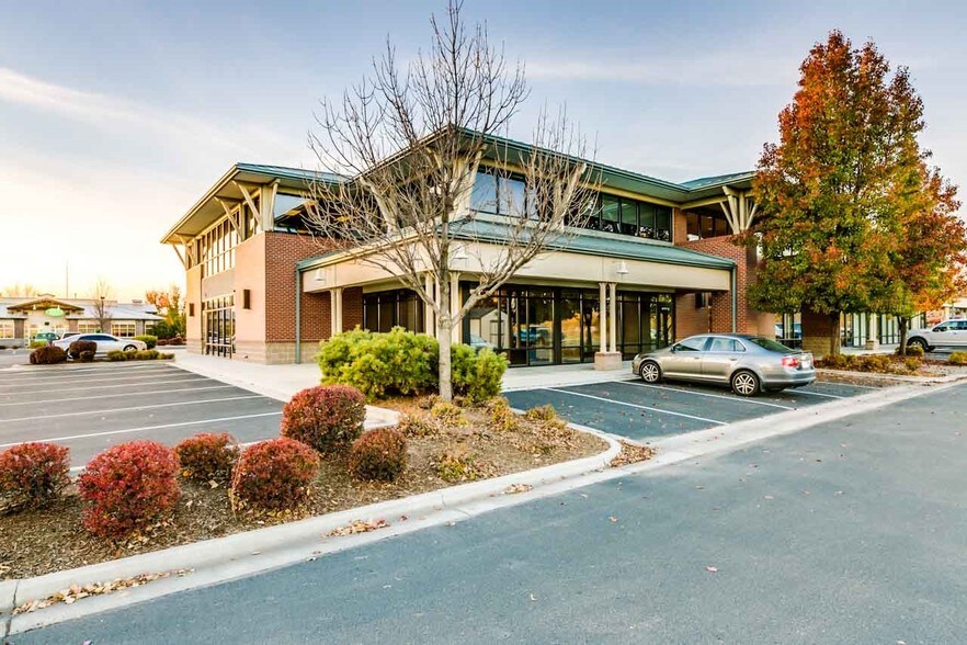 More Photos Of 408 S Eagle Rd, Eagle Coworking Space