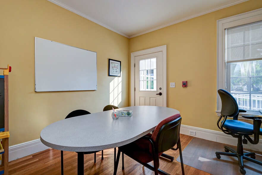 More Photos Of 8 Church St, Westborough Office Residential For Lease