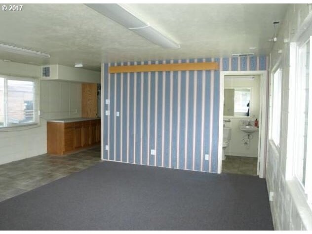 More Photos Of 94181 4th St, Gold Beach Office Residential For Sale