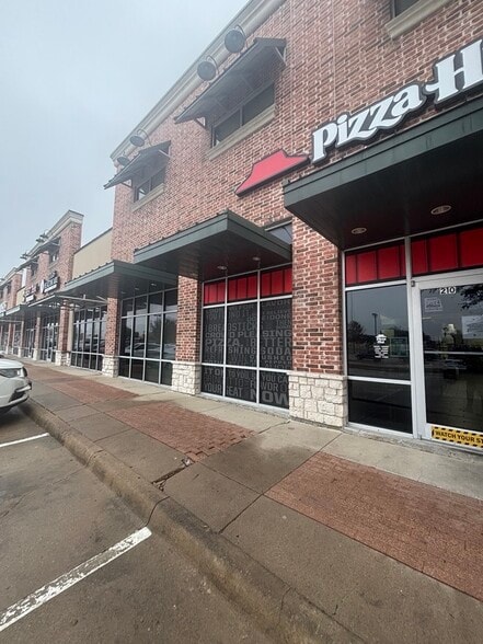 More Photos Of 1720 N Central Expy, McKinney Unknown For Sale