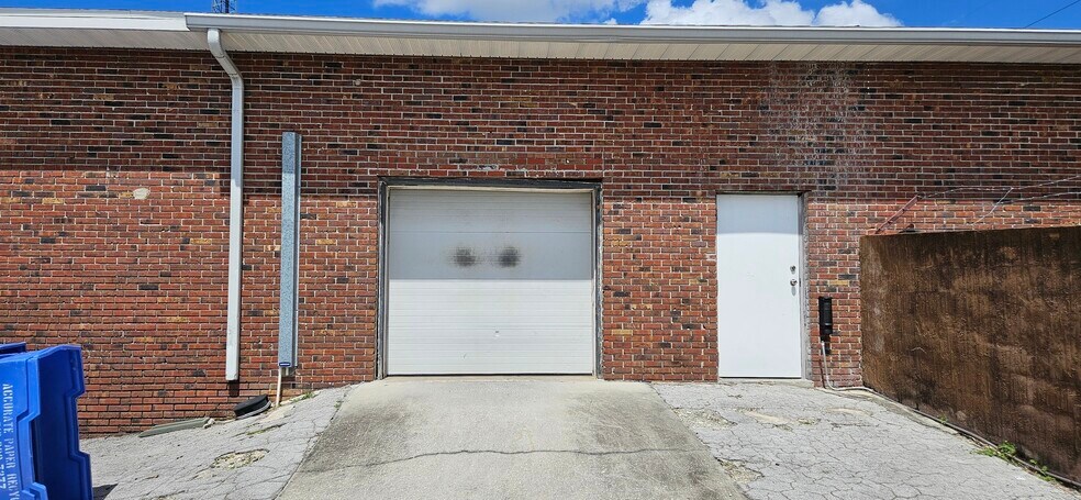 More Photos Of 3250 Dundee Rd, Winter Haven Office For Sale