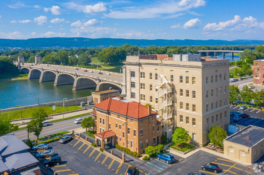 More Photos Of 16 S River St, Wilkes Barre Office For Lease