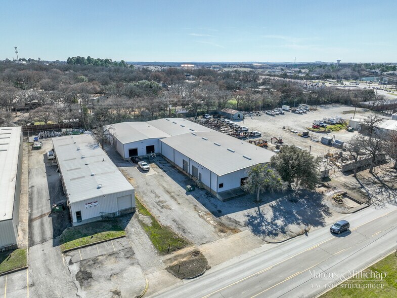 More Photos Of 1020 Shady Oaks Dr, Denton Warehouse For Sale