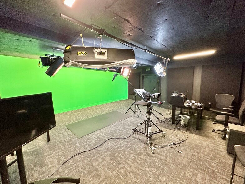 More Photos Of 1144 N St. Francis, Wichita Medical For Sale