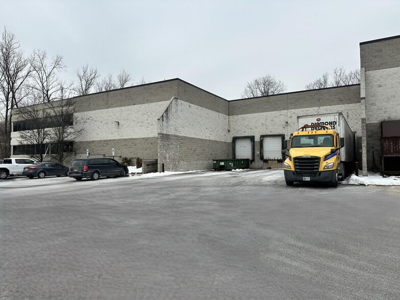 More Photos Of 29 Park Way, Upper Saddle River Manufacturing For Lease