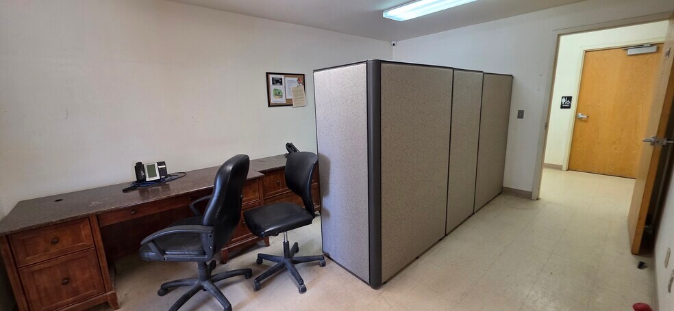 More Photos Of 215 Bryant st, Mesquite Industrial For Sale