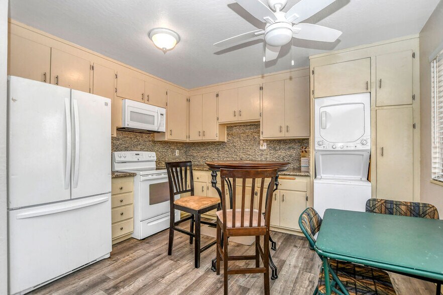 More Photos Of 3300 Brookdale Ave, Oakland Apartments For Sale