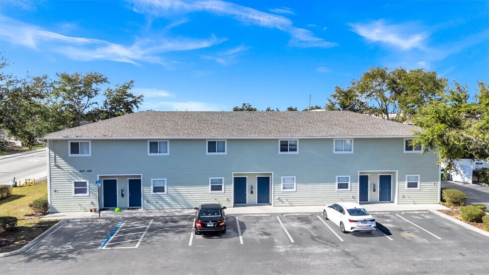 More Photos Of 1007 W 57th Ave W, Bradenton Apartments For Sale