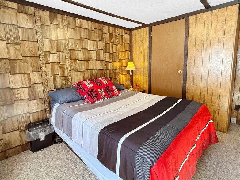 More Photos Of 5891 N US Highway 231, Jasper Industrial For Sale