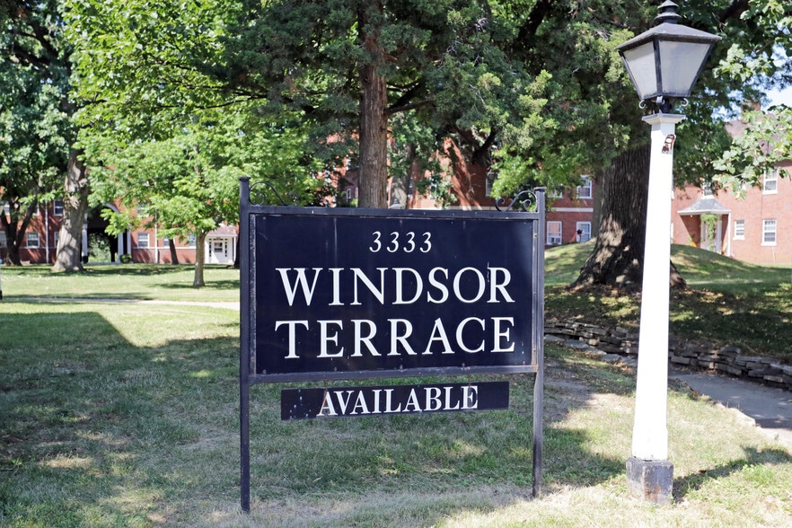 More Photos Of 3333 Grand Ave, Des Moines Apartments For Sale