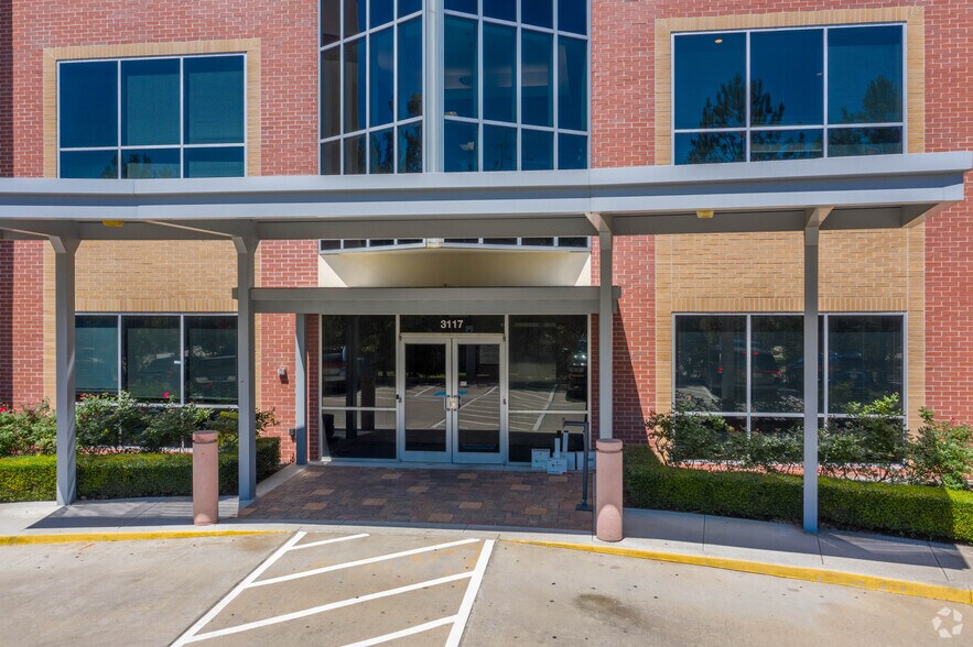 More Photos Of 3117 College Park Dr, The Woodlands Medical For Lease