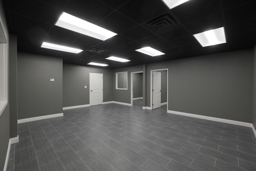 More Photos Of 3375 Aldebaran Ave, Las Vegas Warehouse For Sale