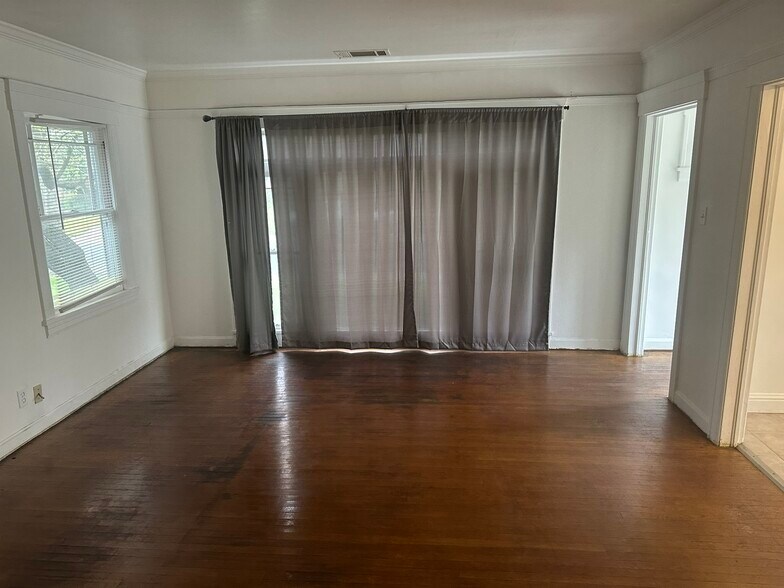 More Photos Of 150 W Stadium Dr, Stockton Apartments For Sale