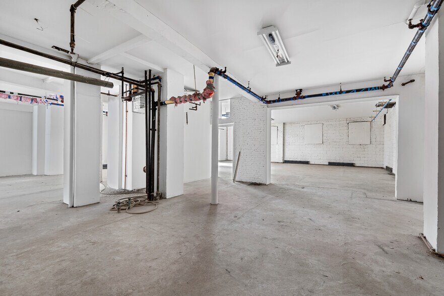 More Photos Of 161 Remsen St, Brooklyn Apartments For Lease