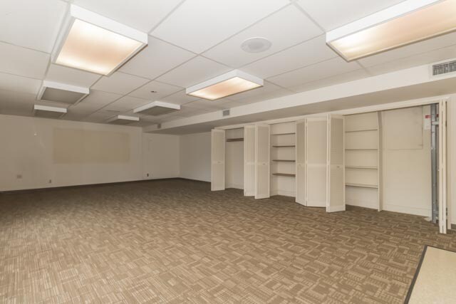 More Photos Of 2602 6th St, Bremerton Storefront Retail Office For Sale