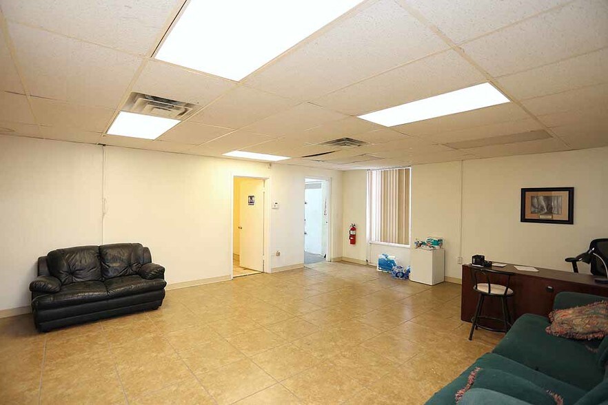 More Photos Of 4023 W Oquendo Rd, Las Vegas Warehouse For Sale