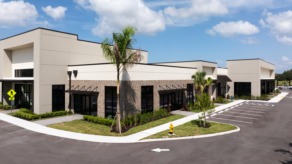 More Photos Of 9606 Bernpine Ct, Bonita Springs General Retail For Lease