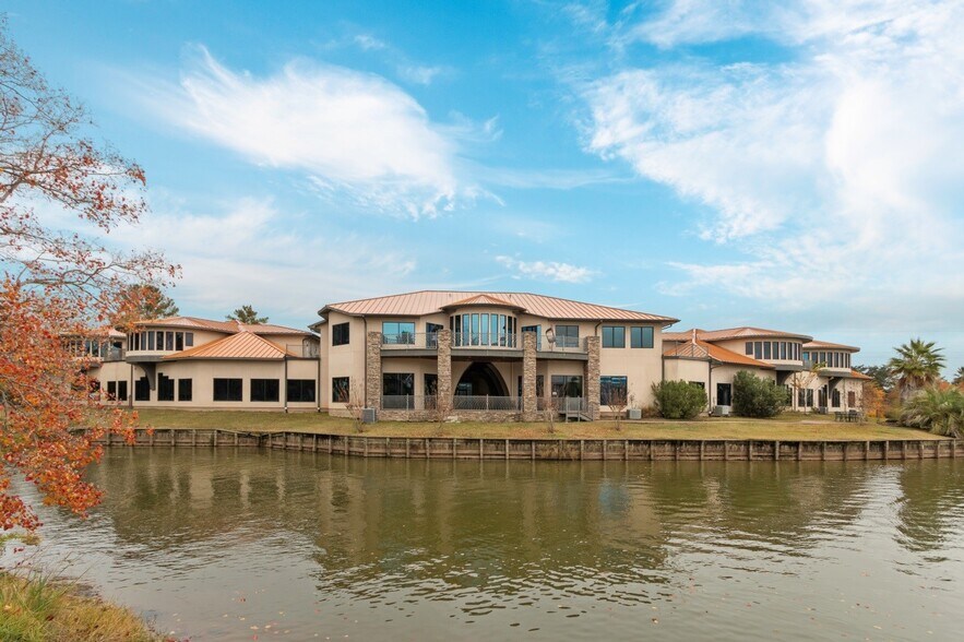 More Photos Of 18001 W Highway 105, Montgomery Medical For Lease