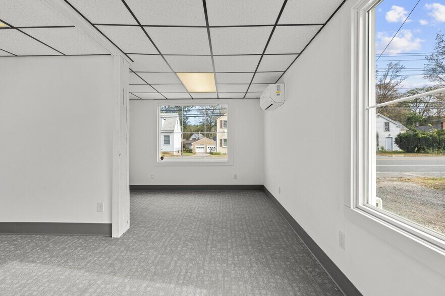 More Photos Of 433 Main St, New Hartford Office Residential For Sale