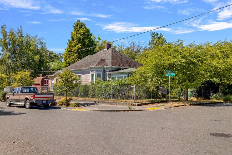 More Photos Of 1445 S Cloverdale St, Seattle Land For Sale