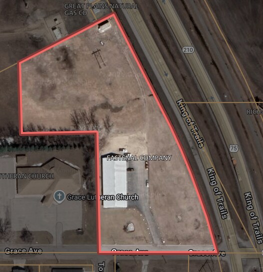 More Photos Of 502 Grace Ave, Breckenridge Flex For Sale