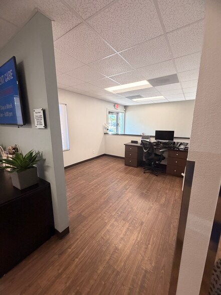 More Photos Of 3251 N 66th St, Saint Petersburg Medical For Lease