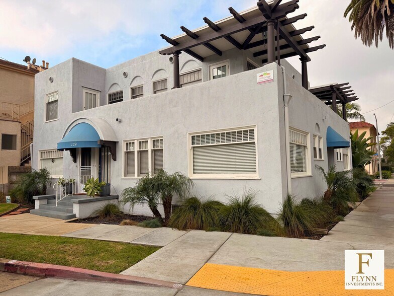 More Photos Of 3704 E 2nd St, Long Beach Apartments For Sale