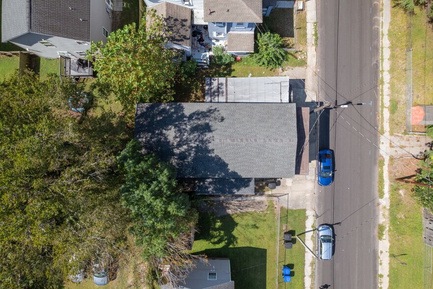 More Photos Of 1219 Duke St, Portsmouth Flex For Sale