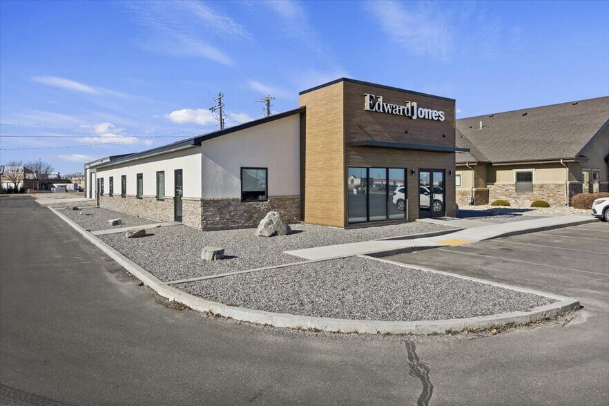 More Photos Of 1404 Pomerelle Ave, Burley Medical For Lease